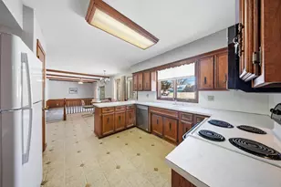 220 3rd Ave SE, New Brighton, MN 55112 - Photo 7