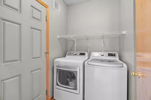 6785 Wildflower Dr S, Cottage Grove, MN 55016 - Photo 37