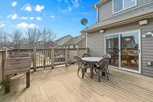 6785 Wildflower Dr S, Cottage Grove, MN 55016 - Photo 11