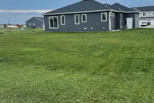 3407 47th Ave S, Fargo, ND 58104 - Photo 51