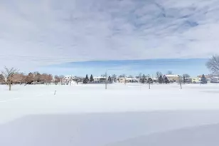 3407 47th Ave S, Fargo, ND 58104 - Photo 9