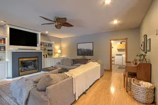 7768 Carole Dr, Circle Pines, MN 55014 - Photo 9