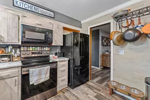 10239 Raven St NW, Coon Rapids, MN 55433 - Photo 9