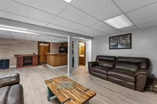 10239 Raven St NW, Coon Rapids, MN 55433 - Photo 17