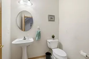 505 Chapel Ct, Eagan, MN 55121 - Photo 15