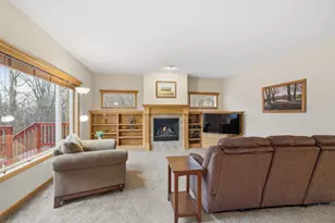 505 Chapel Ct, Eagan, MN 55121 - Photo 17