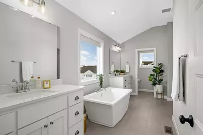 18950 49th Avenue N, Plymouth, MN 55446 - Photo 29