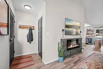 1024 Fox Run Road, Waconia, MN 55387 - Photo 3