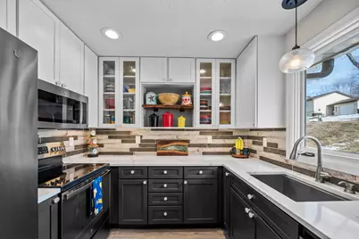 1024 Fox Run Road, Waconia, MN 55387 - Photo 17