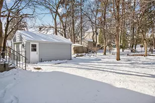 1245 Dale St N, Saint Paul, MN 55117 - Photo 31