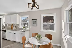 1245 Dale St N, Saint Paul, MN 55117 - Photo 15