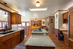 70 Jonathon Dr, New Ulm, MN 56073 - Photo 9