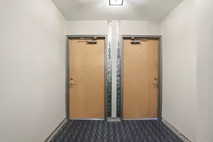 2201 3rd Ave S, Minneapolis, MN 55404 - Photo 3