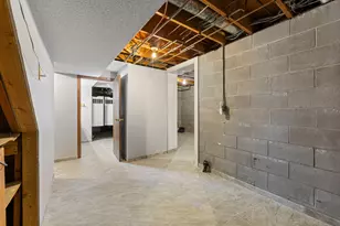 951 Swift Street S, Shakopee, MN 55379 - Photo 53