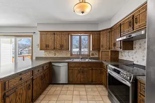 951 Swift Street S, Shakopee, MN 55379 - Photo 13