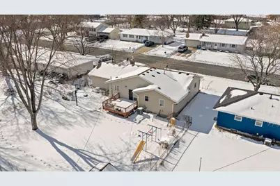 951 Swift Street S, Shakopee, MN 55379 - Photo 73