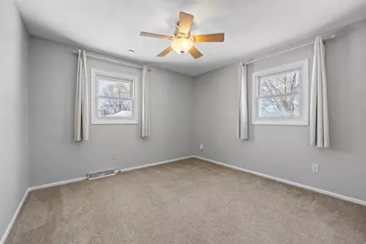 951 Swift Street S, Shakopee, MN 55379 - Photo 29