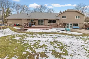 2680 Holly Ln N, Plymouth, MN 55447 - Photo 27