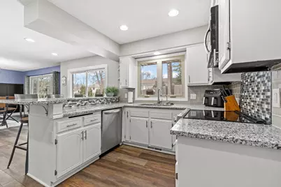 2680 Holly Lane N, Plymouth, MN 55447 - Photo 9