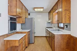 6216 Ridge Dr, Woodbury, MN 55125 - Photo 7