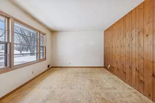 6216 Ridge Dr, Woodbury, MN 55125 - Photo 13