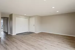 1911 Greenfield Ln SW, Rochester, MN 55902 - Photo 5