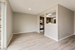 1911 Greenfield Ln SW, Rochester, MN 55902 - Photo 13