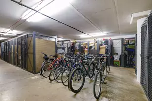 5601 Smetana Dr, Hopkins, MN 55343 - Photo 35