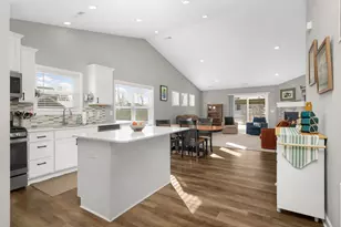 7010 Guilford Ln, Rockford, MN 55373 - Photo 3