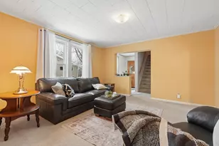 687 Tuscarora Ave, Saint Paul, MN 55102 - Photo 5