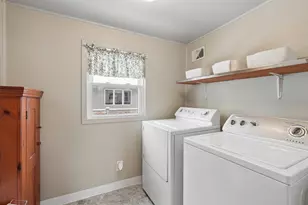 687 Tuscarora Ave, Saint Paul, MN 55102 - Photo 17