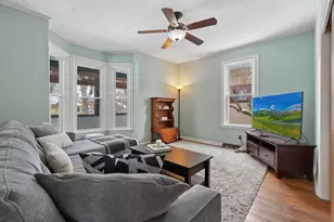 687 Tuscarora Ave, Saint Paul, MN 55102 - Photo 9