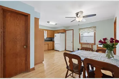 687 Tuscarora Avenue, Saint Paul, MN 55102 - Photo 11