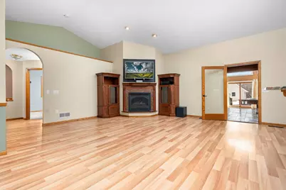 23307 Fontana Street NE, Stacy, MN 55079 - Photo 9