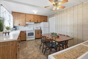 400 Mill St, Excelsior, MN 55331 - Photo 9