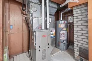 400 Mill St, Excelsior, MN 55331 - Photo 25