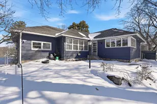 400 Mill St, Excelsior, MN 55331 - Photo 27