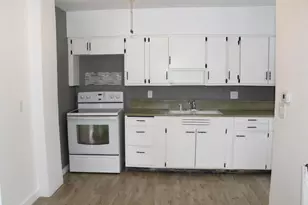 118 4th St SW, Staples, MN 56479 - Photo 3