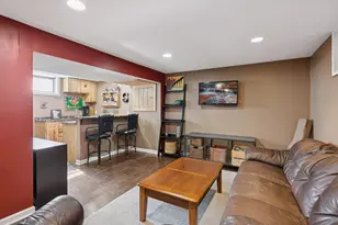 1186 Quincy St, Shakopee, MN 55379 - Photo 25