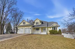 2504 4th Ave NW, Austin, MN 55912 - Photo 1