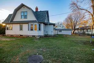16 W Park St, New York Mills, MN 56567 - Photo 5