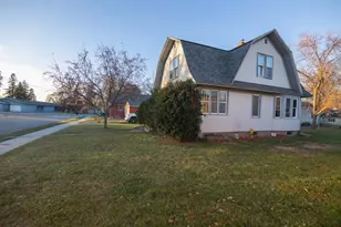 16 W Park St, New York Mills, MN 56567 - Photo 3