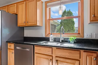 1405 17th Drive SW, Austin, MN 55912 - Photo 9