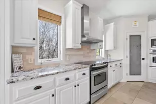 102 Century Trl, Lino Lakes, MN 55014 - Photo 9