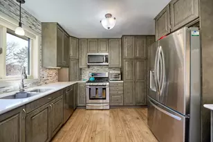 11230 48th Ave N, Plymouth, MN 55442 - Photo 5