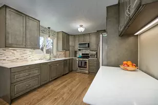 11230 48th Ave N, Plymouth, MN 55442 - Photo 5
