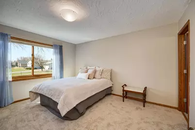11230 48th Avenue N, Plymouth, MN 55442 - Photo 15