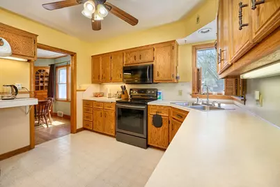 120 S Cedar Street, Belle Plaine, MN 56011 - Photo 5