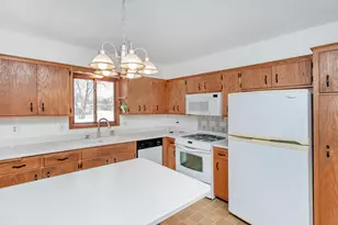 1769 Serpentine Dr, Eagan, MN 55122 - Photo 11