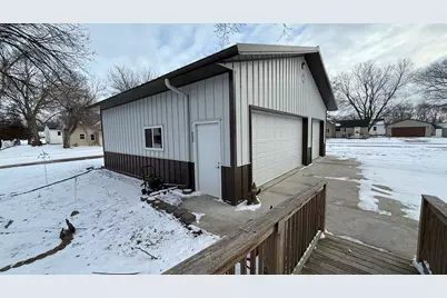 135 N Petrick Street, Appleton, MN 56208 - Photo 5